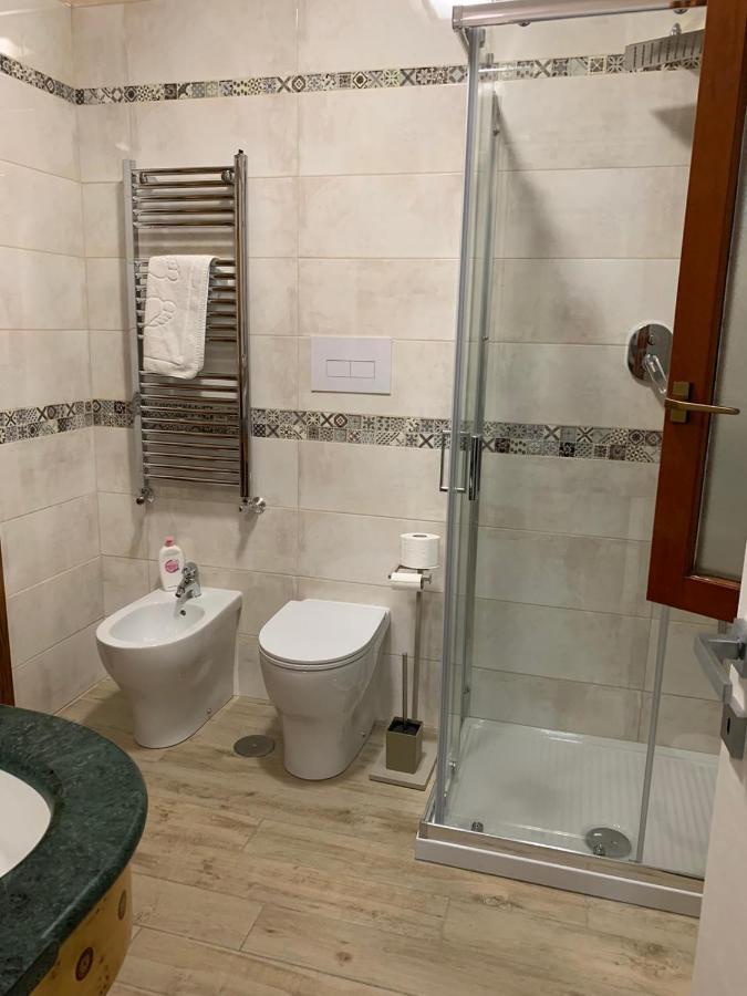 B&B Il Cavaliere Барониси Екстериор снимка