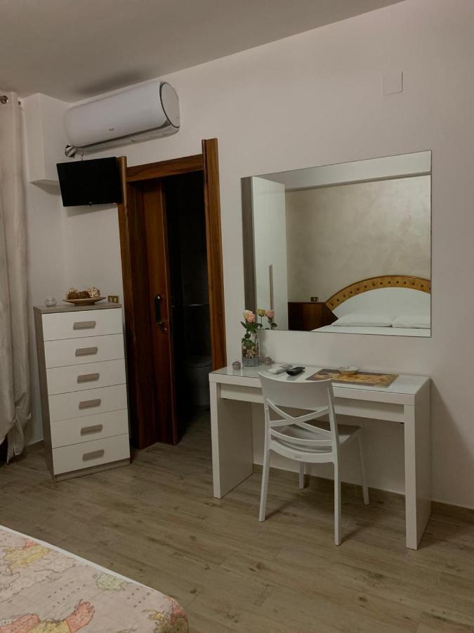B&B Il Cavaliere Барониси Екстериор снимка