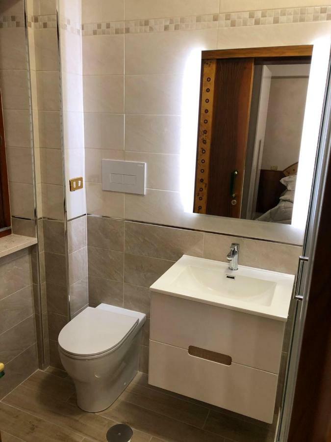 B&B Il Cavaliere Барониси Екстериор снимка
