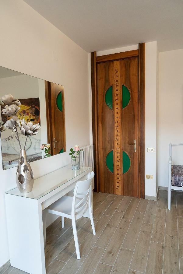 B&B Il Cavaliere Барониси Екстериор снимка