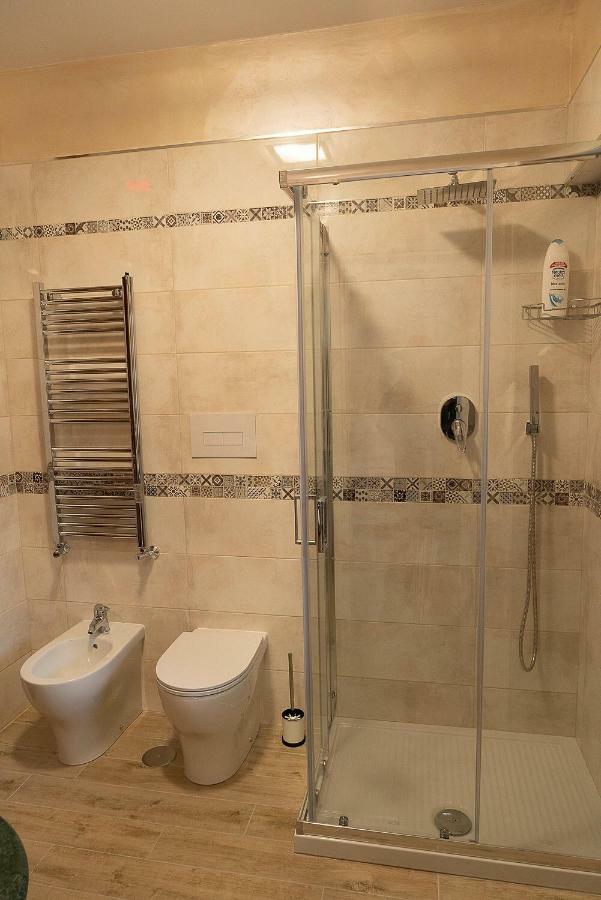 B&B Il Cavaliere Барониси Екстериор снимка
